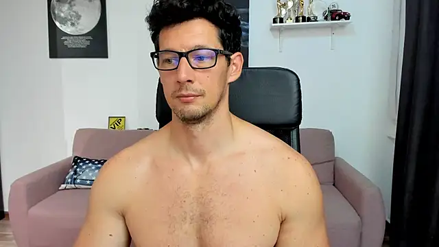 Snapshot of BrutusK08 chatting on July 2026 06:24:01 AM BrutusK08 online show from July 2026 06:24:01 AM