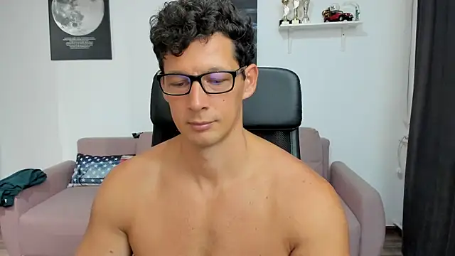 BrutusK08 online show from October 2025 04:16:02 AM