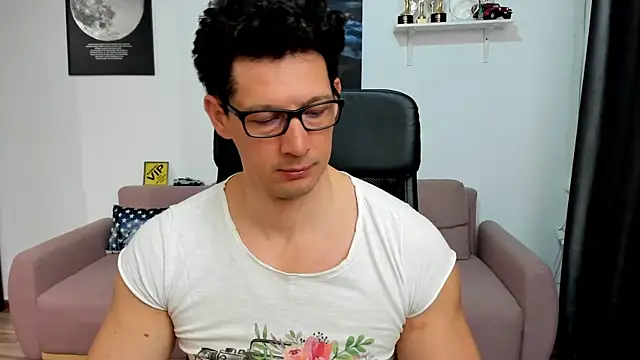 BrutusK08 online show from February 2026 08:47:01 AM