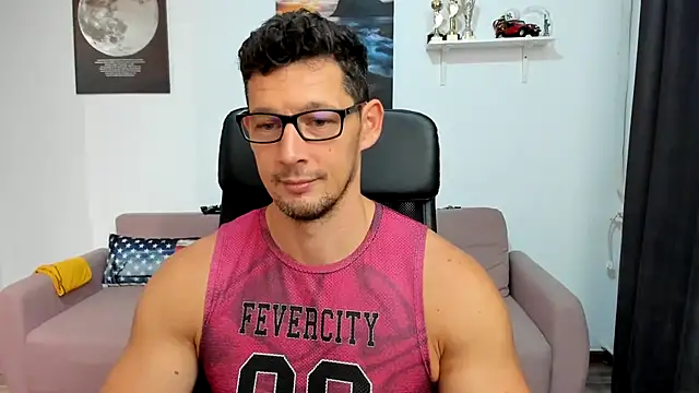 Snapshot of BrutusK08 chatting on October 2025 01:04:01 AM BrutusK08 online show from October 2025 01:04:01 AM