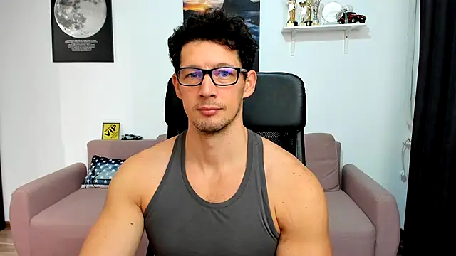 BrutusK08 online show from December 2025 05:44:01 AM