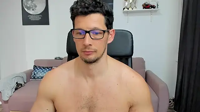 BrutusK08 online show from March 2025 01:34:01 PM