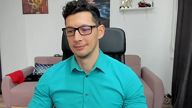 BrutusK08 online show from February 2025 10:06:01 AM