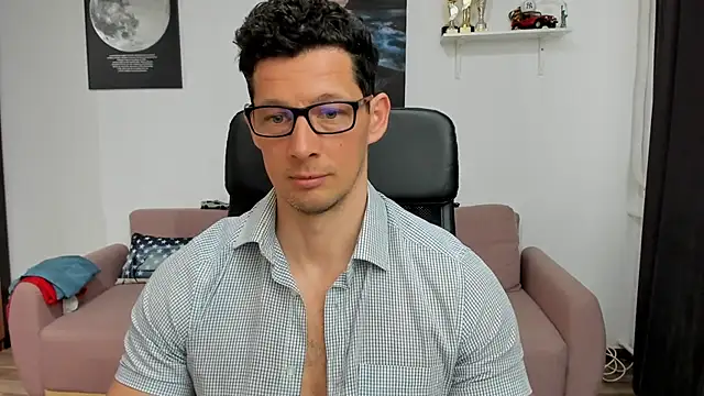 Snapshot of BrutusK08 chatting on March 2025 10:56:02 AM BrutusK08 online show from March 2025 10:56:02 AM