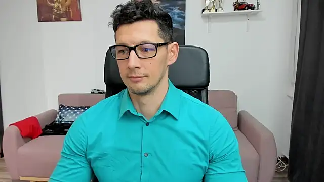 BrutusK08 online show from February 2025 01:37:01 PM