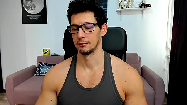 BrutusK08 online show from December 2025 08:17:02 AM