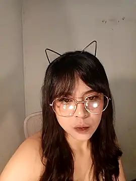 Chall mee online show from April 2026 03:28:01 PM