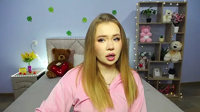 Snapshot of StacyYellig chatting on March 2025 08:32:02 PM StacyYellig online show from March 2025 08:32:02 PM