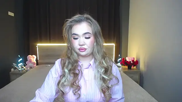 Snapshot of StacyYellig chatting on February 2026 09:03:02 PM StacyYellig online show from February 2026 09:03:02 PM