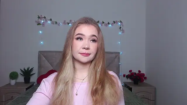 Snapshot of StacyYellig chatting on April 2026 08:44:02 PM StacyYellig online show from April 2026 08:44:02 PM