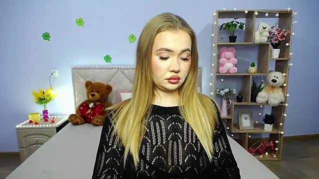 Snapshot of StacyYellig chatting on March 2025 05:12:02 AM StacyYellig online show from March 2025 05:12:02 AM