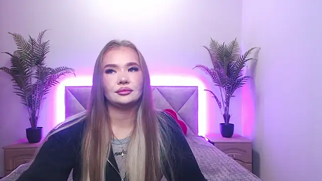 Snapshot of StacyYellig chatting on November 2025 08:46:02 PM StacyYellig online show from November 2025 08:46:02 PM