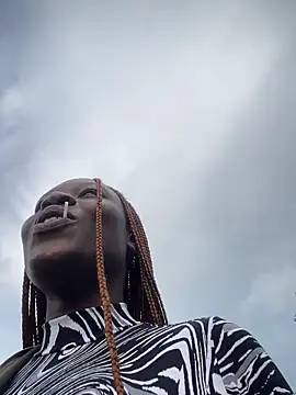  BLVCKGIRL SHERIF online show from October 2025 01:21:02 PM