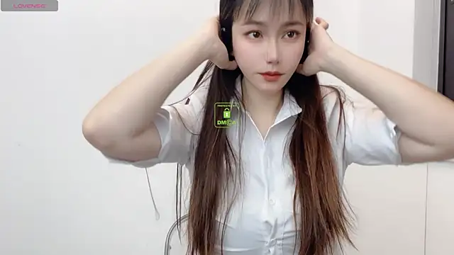 LIsha--170 online show from February 2025 01:22:01 PM