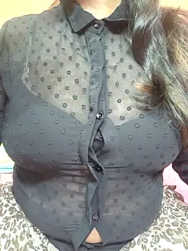 Snapshot of CUTE_SOPHIA- chatting on March 2025 06:37:01 PM CUTE SOPHIA- online show from March 2025 06:37:01 PM