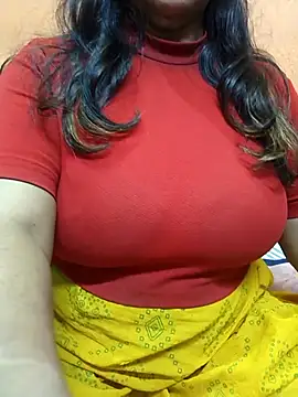 Snapshot of CUTE_SOPHIA- chatting on February 2025 11:25:02 PM CUTE SOPHIA- online show from February 2025 11:25:02 PM