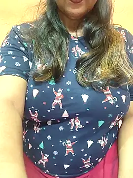 Snapshot of CUTE_SOPHIA- chatting on March 2025 06:44:02 PM CUTE SOPHIA- online show from March 2025 06:44:02 PM