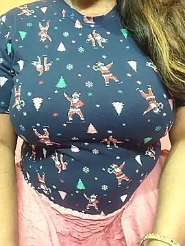 Snapshot of CUTE_SOPHIA- chatting on March 2025 07:47:02 PM CUTE SOPHIA- online show from March 2025 07:47:02 PM