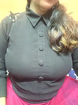 Snapshot of CUTE_SOPHIA- chatting on February 2025 07:38:01 PM CUTE SOPHIA- online show from February 2025 07:38:01 PM