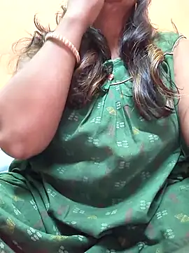 Snapshot of CUTE_SOPHIA- chatting on March 2025 05:33:02 AM CUTE SOPHIA- online show from March 2025 05:33:02 AM