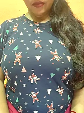 CUTE SOPHIA- online show from April 2026 01:46:02 AM