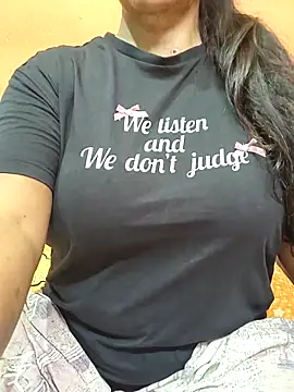 CUTE SOPHIA- online show from April 2026 01:10:01 AM