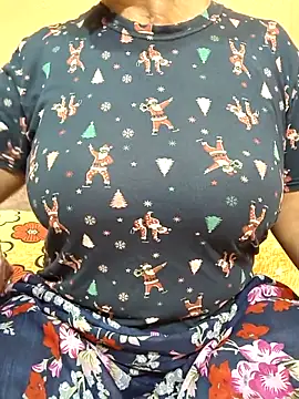 CUTE SOPHIA- online show from May 2026 01:43:01 AM