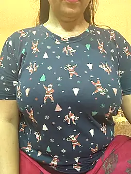 CUTE SOPHIA- online show from May 2026 02:20:01 AM