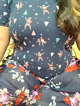 Snapshot of CUTE_SOPHIA- chatting on September 2025 11:44:01 PM CUTE SOPHIA- online show from September 2025 11:44:01 PM