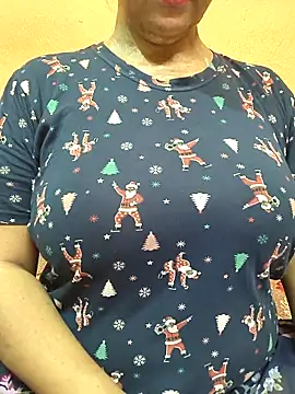 Snapshot of CUTE_SOPHIA- chatting on June 2026 01:06:02 AM CUTE SOPHIA- online show from June 2026 01:06:02 AM
