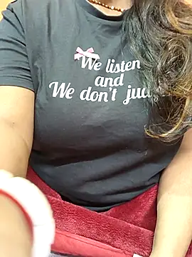 CUTE SOPHIA- online show from December 2025 06:02:01 AM