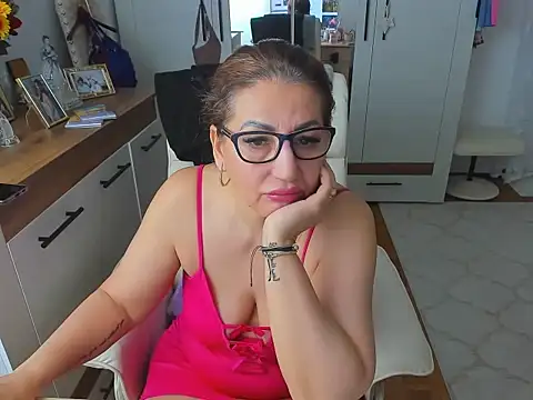 karenncougar online show from March 2026 07:08:02 AM