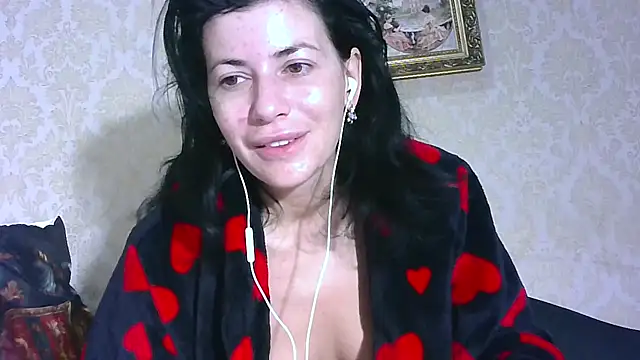 Snapshot of StunnigArt chatting on May 2026 01:48:07 AM StunnigArt online show from May 2026 01:48:07 AM