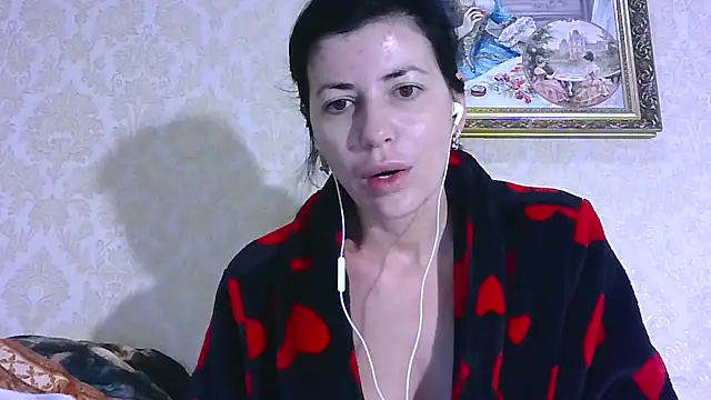 Snapshot of StunnigArt chatting on May 2026 01:24:02 AM StunnigArt online show from May 2026 01:24:02 AM
