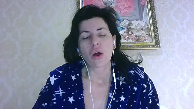 Snapshot of StunnigArt chatting on June 2026 01:16:02 AM StunnigArt online show from June 2026 01:16:02 AM