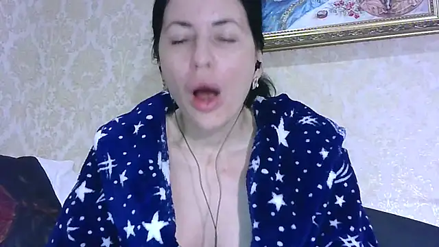 StunnigArt online show from February 2026 02:30:01 AM