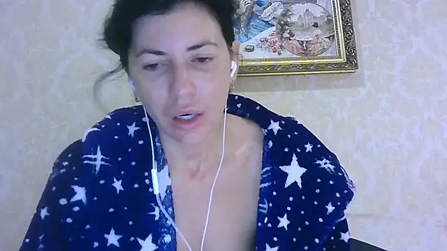 Snapshot of StunnigArt chatting on June 2026 01:16:02 AM StunnigArt online show from June 2026 01:16:02 AM