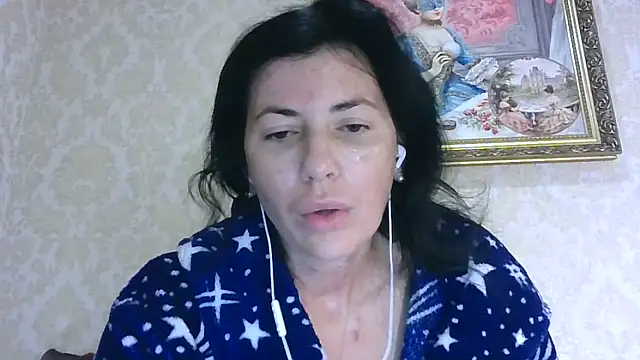 Snapshot of StunnigArt chatting on June 2026 01:11:02 AM StunnigArt online show from June 2026 01:11:02 AM