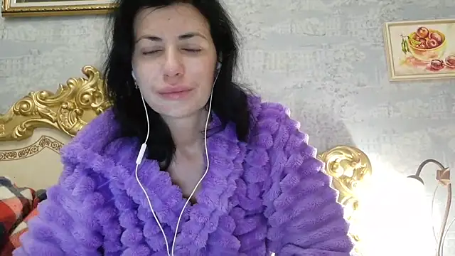 StunnigArt online show from April 2026 01:01:01 AM