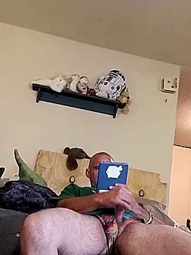 Snapshot of littleChop33 chatting on October 2025 12:45:01 AM littleChop33 online show from October 2025 12:45:01 AM