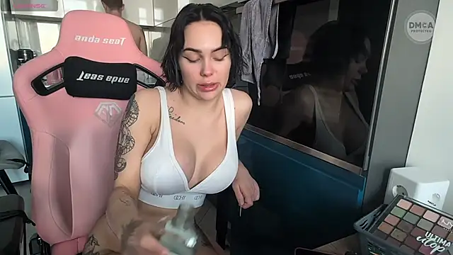 GroteskJane online show from February 2026 02:50:01 PM