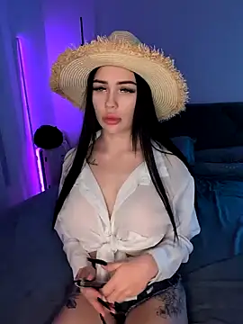 GroteskJane online show from January 2025 11:12:01 PM