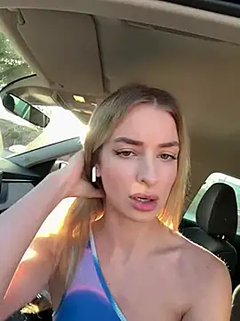 Snapshot of EvieEvans chatting on March 2025 05:17:02 PM EvieEvans online show from March 2025 05:17:02 PM