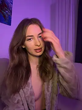 EvieEvans online show from April 2026 07:51:02 PM