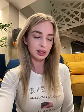 Snapshot of EvieEvans chatting on January 2025 07:21:02 PM EvieEvans online show from January 2025 07:21:02 PM