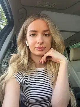 EvieEvans online show from May 2026 05:08:02 PM