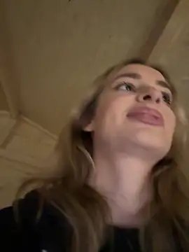 Snapshot of EvieEvans chatting on February 2025 04:51:01 PM EvieEvans online show from February 2025 04:51:01 PM