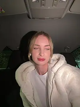 Snapshot of EvieEvans chatting on March 2025 07:19:02 PM EvieEvans online show from March 2025 07:19:02 PM