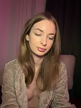 EvieEvans online show from April 2026 08:27:01 PM