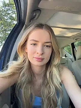 Snapshot of EvieEvans chatting on July 2026 02:18:02 PM EvieEvans online show from July 2026 02:18:02 PM